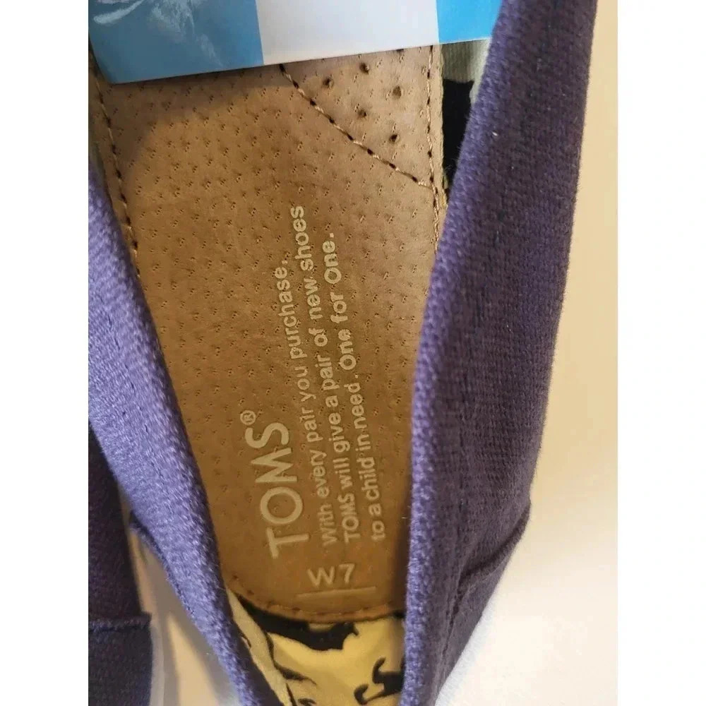 Women's TOMS Classic Alpargata Slip-On Shoe - Picture 4 of 6